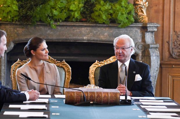 Le roi Carl XVI Gustaf de Suède et la princesse héritière Victoria à Stockholm le 4 septembre 2017