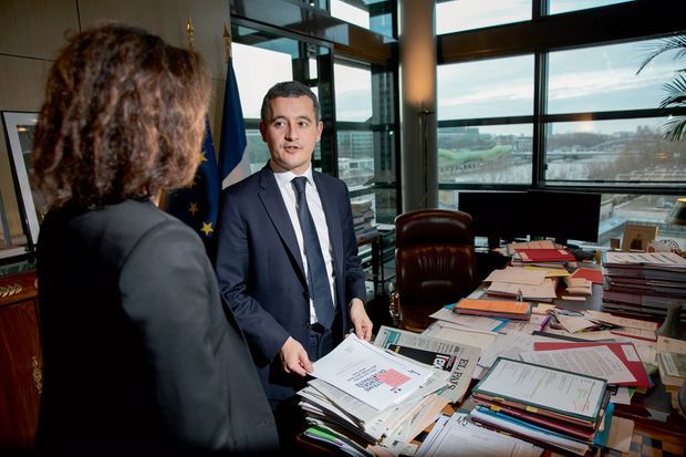 Gerald Darmanin En Premiere Ligne