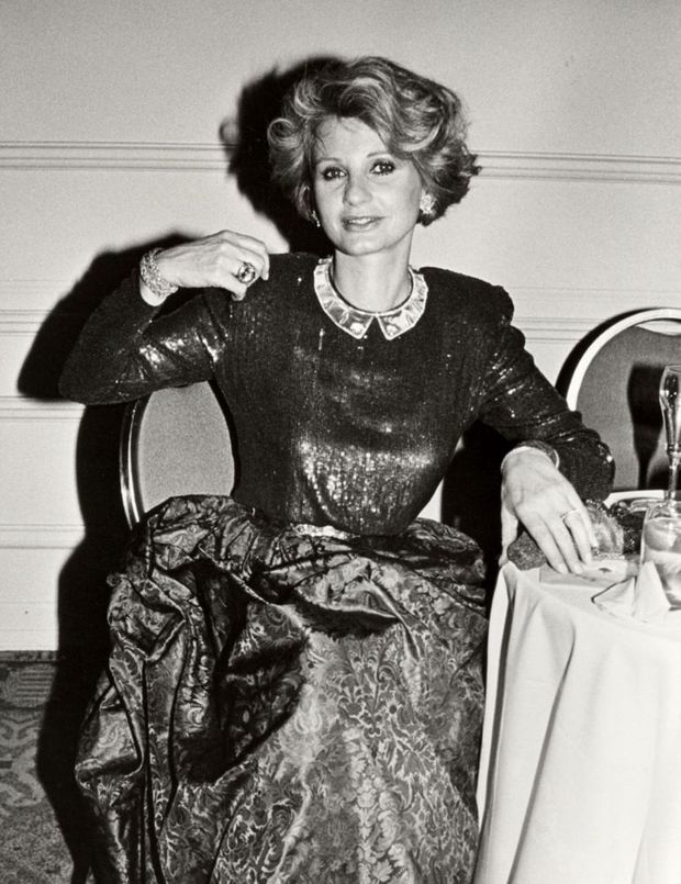 Jill Ireland, lors du American Ireland Fund Premiere Heritage Awards Dinner, à Beverly Hills en novembre 1988, quelques mois avant la résurgence de son cancer.