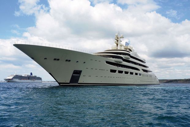 The superyacht, The superyacht,