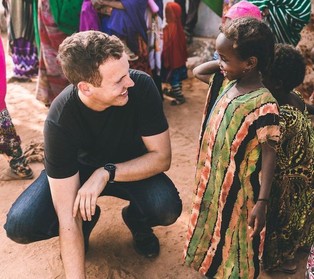 Plus d’un mois après son arrivée, Jérôme est toujours présent aux côtés des enfants somaliens.
