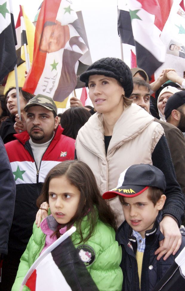 Bachar El Assad Zein Al Assad Derriere Le Sourire D Asma Al Assad