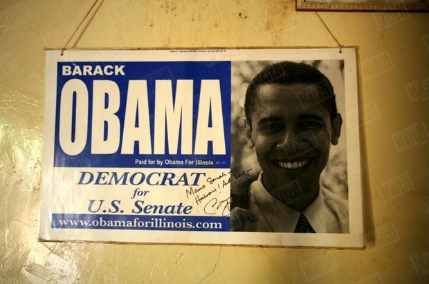 «Chez Sarah, une affiche de Barack Hussein Obama pour son élection au Sénat, en 1996.» - Paris Match n ° 3061, 17 janvier 2008