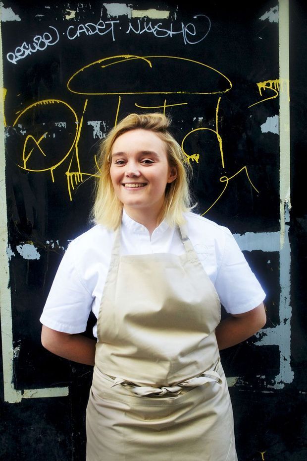 Alexia Duchêne, ex-candidate de « Top Chef », ouvre son restaurant, le Datsha, dans le Marais, à Paris. Alexia Duchêne, ex-candidate de « Top Chef », ouvre son restaurant, le Datsha, dans le Marais, à Paris.