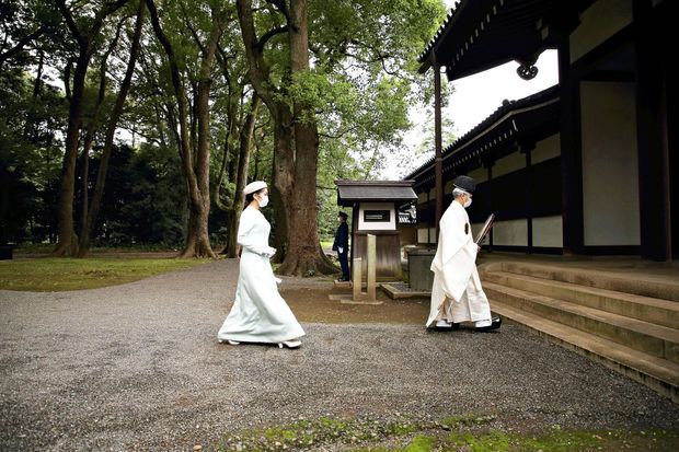 La princesse Mako du Japon se rend dans les trois sanctuaires du palais impérial de Tokyo, le 19 octobre 202, une semaine avant son mariage