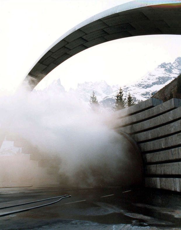 Il Y A 20 Ans L Incendie Du Tunnel Du Mont Blanc