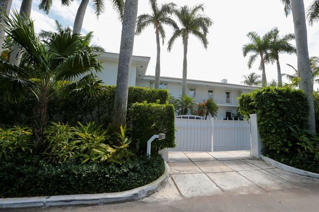 Le milliardaire Jeffrey Epstein inculpé d’exploitation sexuelle sur mineures Le milliardaire Jeffrey Epstein inculpé d’exploitation sexuelle sur mineures