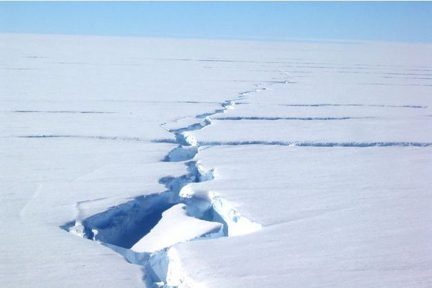 Un iceberg de 1600 km2 se détache en Antarctique Un iceberg de 1600 km2 se détache en Antarctique