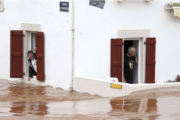 Une Personne Tuee Pays Basque Les Images Des Inondations Une Personne Tuee Pays Basque Les Images Des Inondations