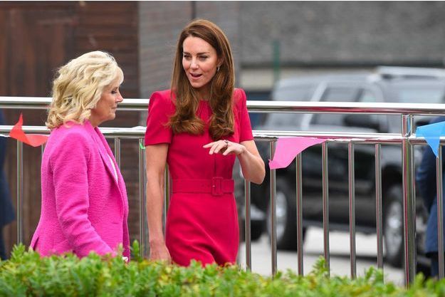 Kate Middleton Et Jill Biden Se Rencontrent Et Visitent Une Ecole