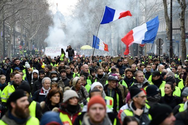 Gilets Jaunes Lacte 9 à Paris En Images