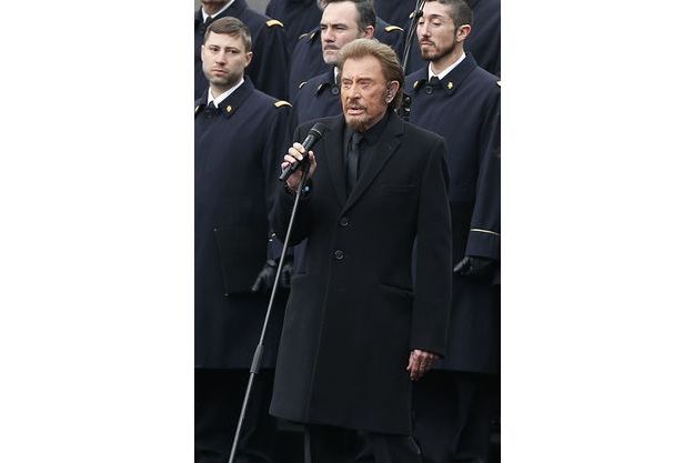 Hommage A Paris Un Dimanche De Janvier Place De La Republique