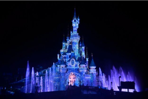 Avec Les Nouvelles Princesses Le Noel Enchante De Disney
