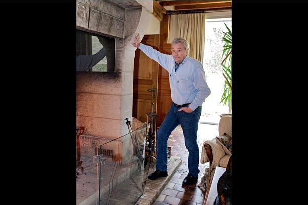 Exclusif Alain Delon Nous Recoit Dans Son Domaine Secret