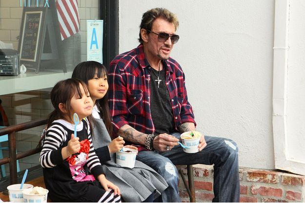 Laeticia Hallyday donne des nouvelles de Jade et Joy