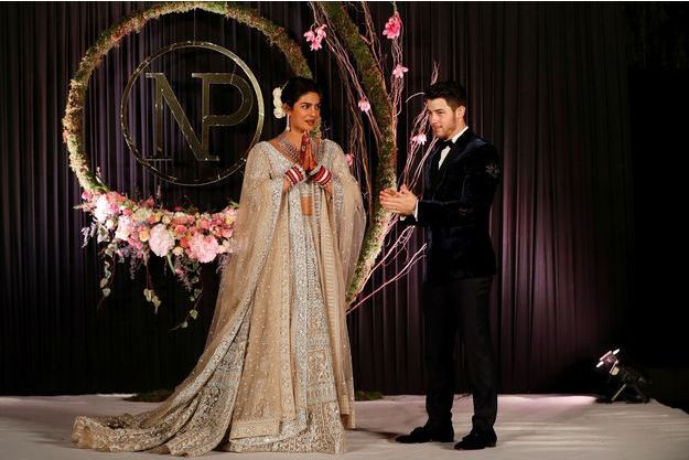 Premiere Apparition Officielle De Priyanka Chopra Et Nick Jonas Apres Leur Incroyable Mariage