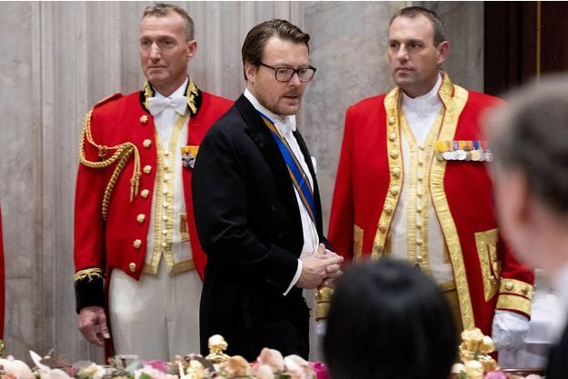 La Reine Maxima Sort Ses Rubis Pour Diner Avec La Presidente De Singapour