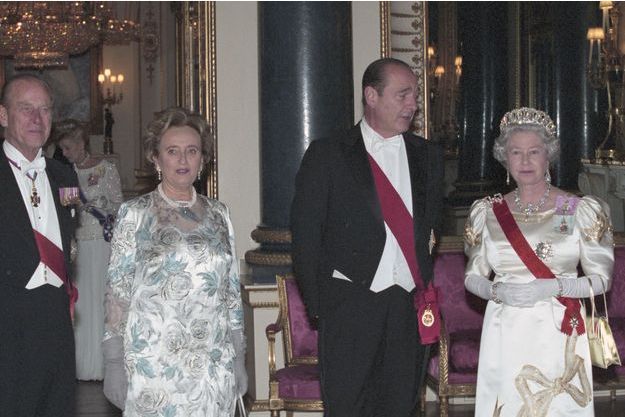 La Reine D Angleterre En France Les Tresors Photos De Paris Match