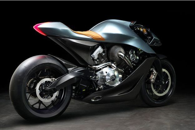 Amb 001 La Premiere Moto De Course D Aston Martin