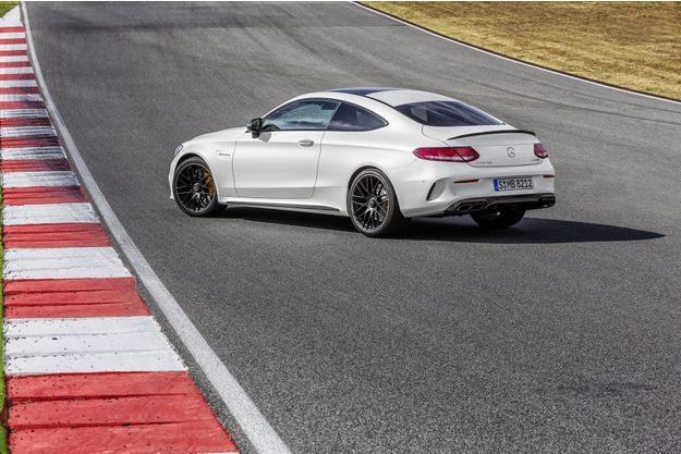Jusqu A 510 Chevaux Mercedes Amg C63 Coupe La Grosse Artillerie Jusqu A 510 Chevaux Mercedes Amg C63 Coupe La Grosse Artillerie