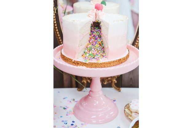 15 Gateaux Caches Reperes Sur Pinterest