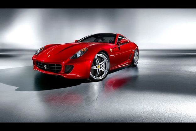  La nouvelle Ferrari 599 GTB Fiorano équipée du package Handling GTE sera un des fers de lance de Ferrari sur le marché automobile en 2009.