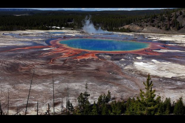  Le cratère Yellowstone menace la planète.