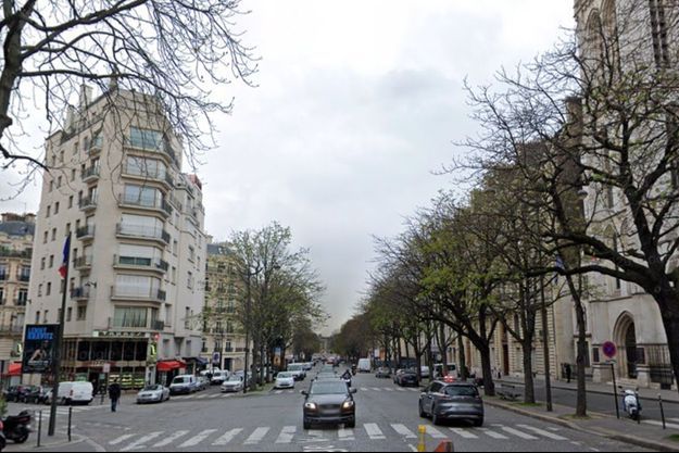 Le cambriolage a eu lieu dans un vaste appartement de l'avenue Georges-V, dans le VIIIème arrondissement de Paris.