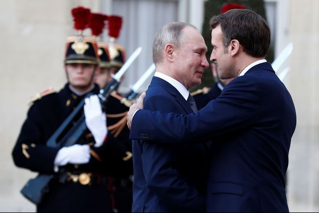 Vladimir Poutine et Emmanuel Macron à l'Elysée le 9 décembre 2019.