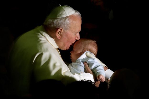 deux miracles attribues jean paul ii sera canonise