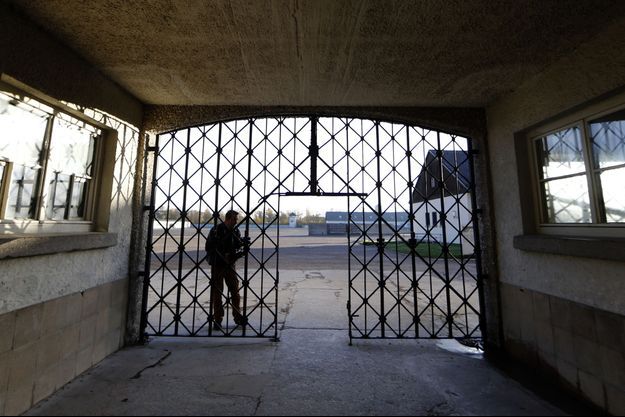 La porte du camp de concentration de Dachau a été volée dans la nuit de dimanche à lundi. 