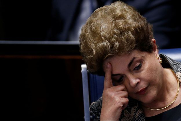 Dilma Rousseff destituée
