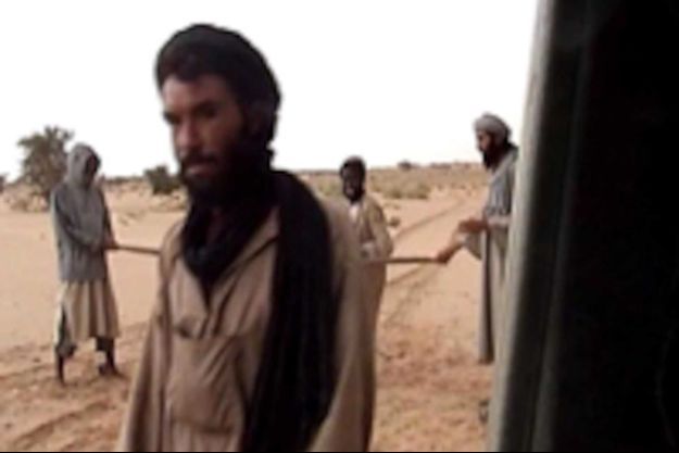 Le groupe de Mokhtar Belmokhtar a revendiqué l'attentat qui a tué le soldat français au Mali lundi. 