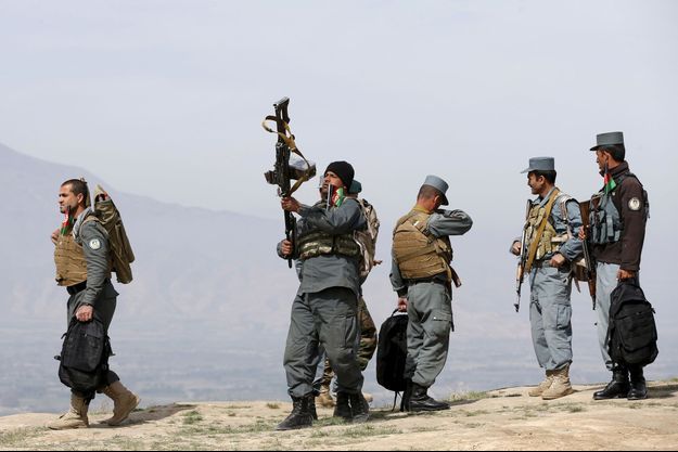 La police afghane en patrouille dans le district de Dand.