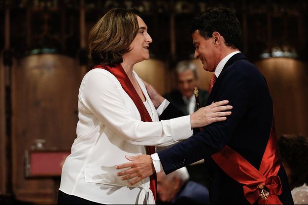 Barcelone Manuel Valls A Prefere La Maire Sortante Aux Independantistes
