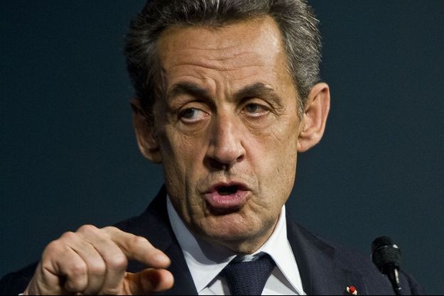 Sarkozy à Avignon, en novembre 2015. 
