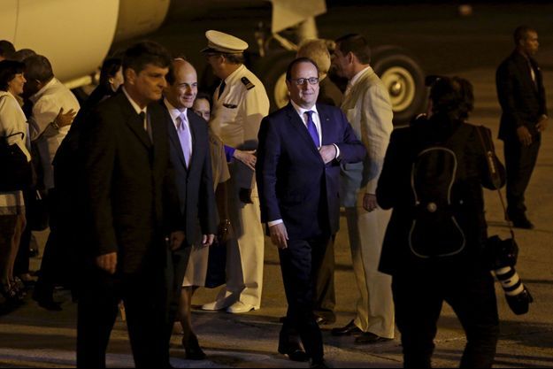François Hollande a son arrivée à Cuba dimanche