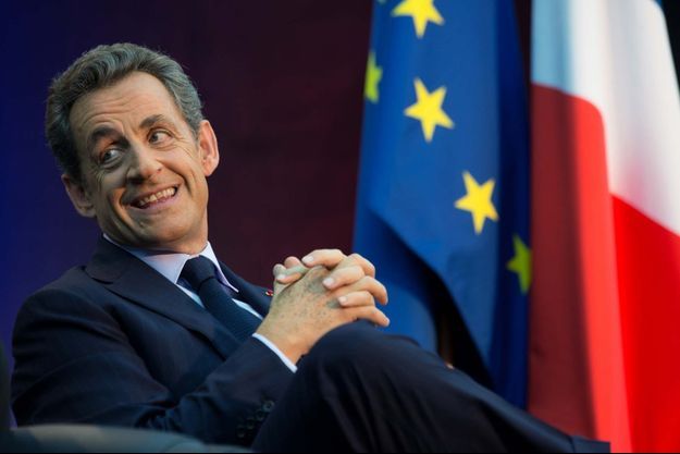 Nicolas Sarkozy à Boulogne-Billancourt, mardi soir.