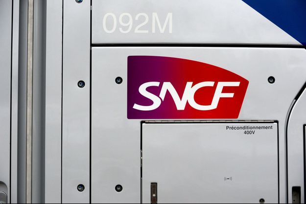 Le logo de la SNCF sur un TGV à Crespin (Image d'illustration). 