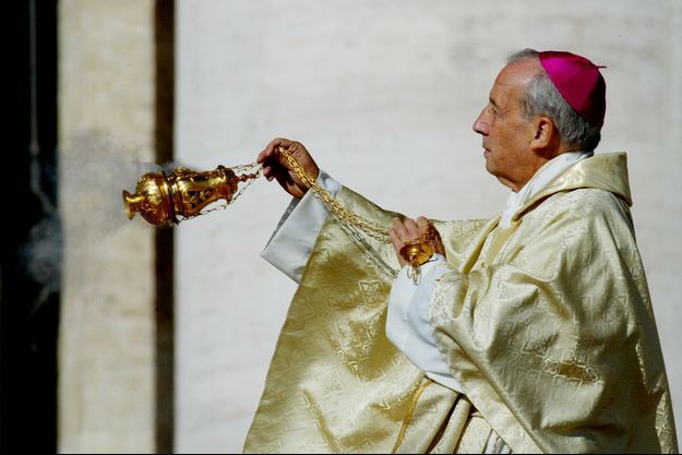 Javier Echevarria, chef de l'Opus Dei, photographié en 2002.