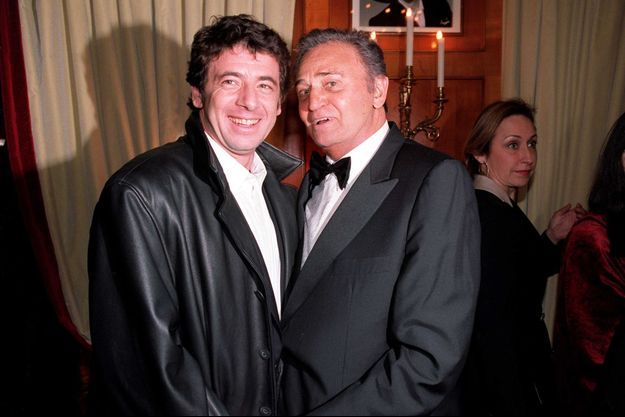 Patrick Bruel et Roger Hanin lors de la 16e Nuit des Molières, en 2002.