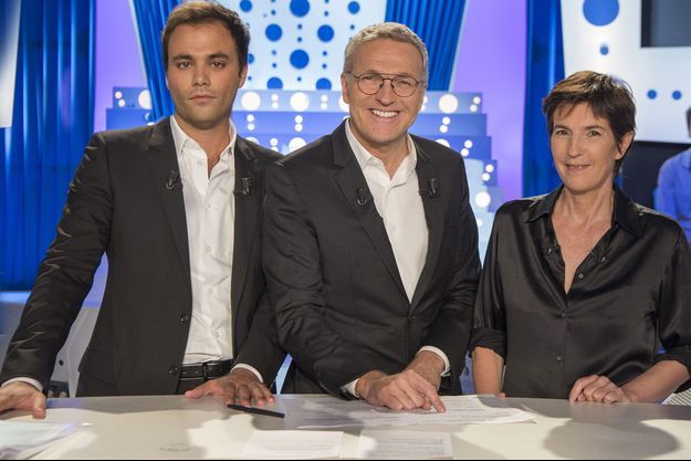 Charles Consigny, Laurent Ruquier et Christine Angot sur le plateau d'"On n'est pas couché". 