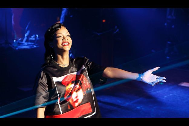  Rihanna, lors du concert privé donné samedi soir à Paris. 