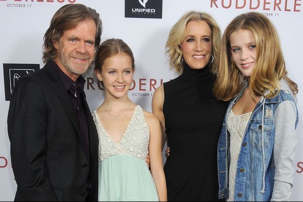 William H. Macy, Felicity Huffman et leurs filles Georgia (à gauche) et Sophia (à droite) en 2014