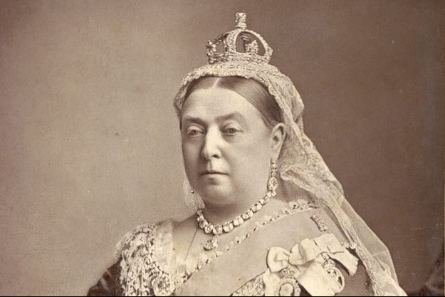 La reine Victoria, impératrice des Indes, détail du portrait de son jubilé d’or en 1887 
