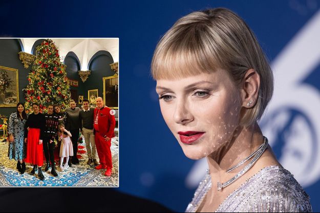 Princesse Charlene Prince Albert De Monaco Et Les Jumeaux Un Noel Decontracte Avec La Princesse Stephanie Et Ses Enfants