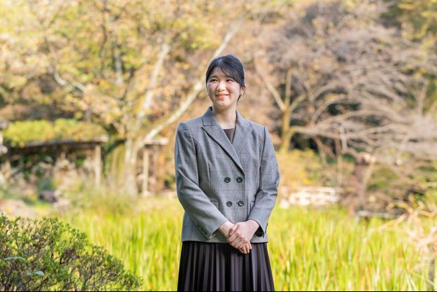 La princesse Aiko du Japon à Tokyo, le 14 novembre 2021 dans les jardins de la Résidence impériale dans le complexe du Palais impérial à Tokyo. Photo diffusée le 1er décembre 2021 pour ses 20 ans