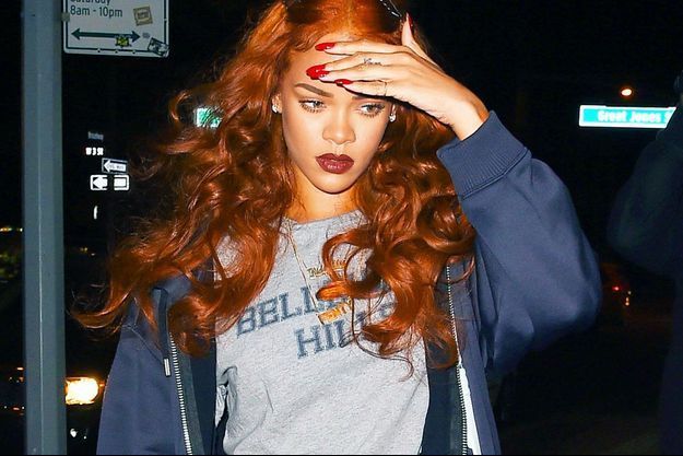 Rihanna arbore déjà le teeshirt "Belleville Hills".