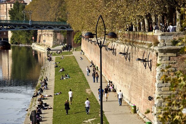 coronavirus le port du masque obligatoire dans le centre ville de toulouse