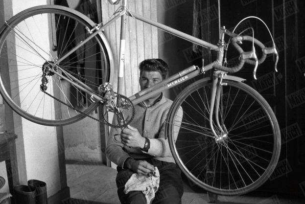 En Photos Le Mariage De Raymond Poulidor Son Premier Rendez Vous Avec Match